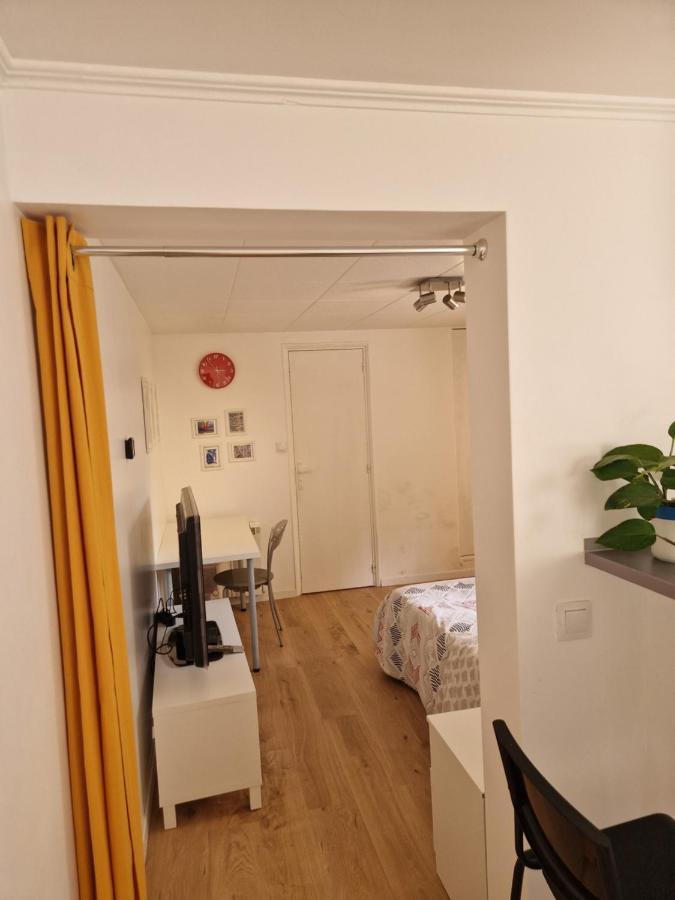 A 5 Min Du Rer B Le Guichet/ Plateau Saclay Apartment